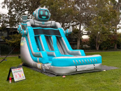WhatsApp20Image202025 10 2520at2008.34.49 4b1a2cc0 1761666127 Friendly Robot Slide 15 ft (dry)